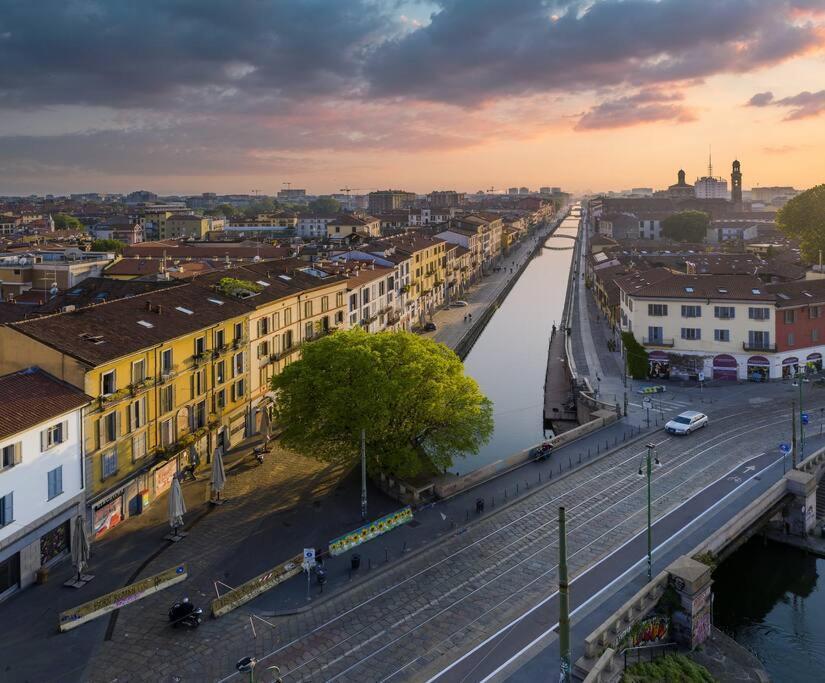 Navigli - Downtown - Duomo Spacious Two Bedroom Apartment - Close To Metro - Ac - Wi-Fi Milano Exteriör bild