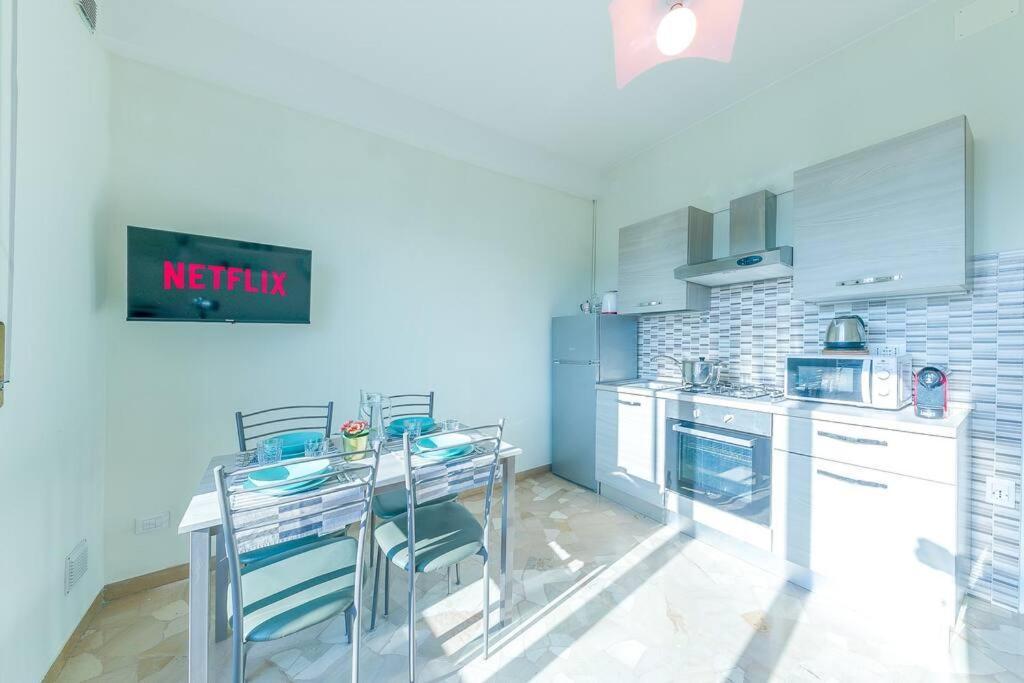 Navigli - Downtown - Duomo Spacious Two Bedroom Apartment - Close To Metro - Ac - Wi-Fi Milano Exteriör bild