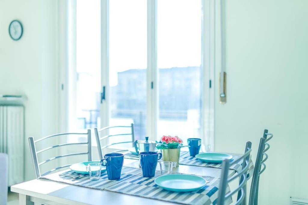 Navigli - Downtown - Duomo Spacious Two Bedroom Apartment - Close To Metro - Ac - Wi-Fi Milano Exteriör bild